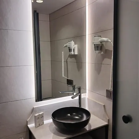 Hotel Theodosius 2*