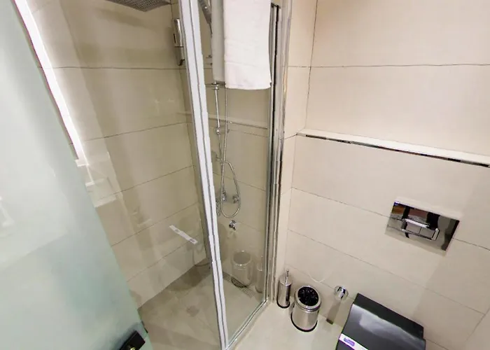 Отель Theodosius 2*